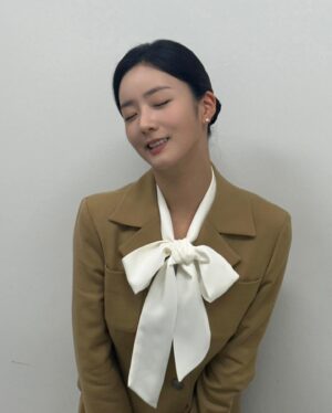 Yoon Bo-mi Thumbnail - 141.3K Likes - Top Liked Instagram Posts and Photos