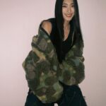 Yoon Bo-ra Instagram - ✨보고싶어🌹