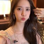 Yoona Instagram - 유나이트 컷 📸📸