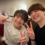 Yu Shirota Instagram – 心折れそうな日も

逃げ出したくなる日も

言葉では表現出来ないほど大きな愛で

ずっと支え続けてくれた徹平。

あなたと共に、春馬が観ていた素晴らしい景色を観ることが出来て、幸せでした。

心から、ありがとう。