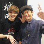 Yu Shirota Instagram - お客様シリーズ⑧ 隆太くん!! 忘れられない、最も濃い最高の時間を過ごしたドラマ”ROOKIES”の恩師。本当に熱くて、優しくて、川藤先生そのものでした☺︎当時28歳だったなんて考えられない、、実は幕間、ハプニングで顔を合わせてしまい、驚きと同時に、めっちゃくちゃ嬉しくて一気にテンションmaxまで上がりました🕺笑 . 浅野さん!! 同じく“ROOKIES”でどんどん熱血になっていく教頭先生役。ベンチからメンバーを見守る教頭の熱い目、最高に好きでした!!舞台もいつも拝見しているけど、お芝居に圧倒されます。大好きな大先輩。 . ここからはチーム”ロミオ＆ジュリエット” . 和樹!!10代の頃は完全なるライバル。そこを経て、今は時に共に、時にバラバラに戦う仲間。”テニスの王子様”に続きロジュリでも敵対する役を経て(ティボルト役でダブルでもありました)いよいよ“ファントム” 初めて戦友の演出をさせてもらいます。地獄の日々の始まりかもしれないけど、最高に素敵な、加藤和樹にしか出来ないエリックを共に作ろうぞ!!笑 . かっきー!! 共にロミオ役として戦った戦友。何よりの印象は”悟空の身体を持つ男”笑 すんごくバランスの良いカッコいい身体に、当時めっちゃ憧れた笑 そしてストイックな姿勢は、いつ観ても素晴らしい。来年は”スクールオブロック”羨ましいぃぃ!!!! 観に行きます☺︎ . みつくん!! すんごく久しぶりにお会いできた!愛しのマーキューシオ!!と、同時にティボルトを演じた日は”憎っくきマーキューシオ”でした笑 同じオーブで再会出来るのは本当に嬉しい。みつくんのマブの女王カッコ良かったなぁ☺︎ またやろうね!! . ゆうすけ もうね、この人のダンスはヤバイ。本当に凄い!!その表現力を持って演じた”死”は見る度に進化して、もはや”神”レベル笑 毎回観劇に行っては、この”死”に泣かされている。(語彙力なさ過ぎて伝わらない) また僕のためにダンスメインのお仕事もやって下さい!!笑 . そして、愛しのジュリエット!莉奈! 初演では、うぶな透明感の塊のジュリエットを、再演では、更に、芯のある強さとしなやかさを兼ね備えたジュリエットを演じた莉奈。僕のロミジュリ愛に匹敵する(この愛の強さ、自分でも怖いくらい)愛を持った人。またゆっくり語ろうぜい!! . キャピュレットのティボルトの女の1人(?)まゆころちん!!稽古場では毎日同じネタで笑ってたけど、ちょっとここには書けないかな笑 この日も玉置さんちの成実ちゃんに同じことを弄られていましたとさ笑 またやろうねー☺︎ . 成実!仕事は一緒にした事はないけど、昔からの仲。”キンキーブーツ”も最高だったぜ!!最近ミュージカルで活躍していてとても嬉しい!いつか共演したいね☺︎ . クイズ!! 文字通りクイズのスペシャリスト!!キーワードを出せば、あっという間に次から次へと面白いクイズを出題してくれる天才!!その才能と頭の回転の速さは”人狼”でも発揮され、僕の周りの”人狼スペシャリスト”達の中でもTOPのプレイヤー!!(Gaigoは別物。笑) そのうち一緒に面白いことをやる予定☺︎ . アンミカ様御一行!! “人狼”といえば、アンミカさん、有村昆さん等を中心とした人狼会!!まだ数回しか参加出来てないけど、初心者でも楽しめる、とっても気さくで、気楽な会!本当に笑いが絶えない人狼。素敵。自分のホームの人狼は、基本マジ喧嘩かってくらい白熱した戦いが続いて、初心者の方がくると圧倒されてしまいます笑(基本みんなゲームに真剣なのです。負けず嫌いの集まりなのです) 皆様ご観劇どうもありがとうございました!! . . #ピピン #佐藤隆太 さん #浅野和之 さん #加藤和樹 さん #柿澤勇人 さん #MITSUAKI さん #大貫勇輔 さん #フランク莉奈 さん #河本麻祐子 さん #玉置成実 さん #アンミカ さん #セオドールミラー さん #滝川クリステル さん #エミレターナ さん #遠藤美和 さん #お客様シリーズ