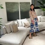 Yu Yamada Instagram – BoConcept青山店で
リビングの家具を揃えさせていただきました!!

事前に間取りを伝えておくと
その場で3Dデータで作成したレイアウトが見れて
具体的に想像できるのが最高によかったです♡♡♡

最近セレクトした家具が届いたので紹介しまーす！
リラックスできる空間の中にも
ソファの素材で少し遊びを
ラグの柄と色にもアクセントを入れてみました✨

大きいソファでゆったりできる
これからの日々が楽しみーーー！！

@boconcept_jp

#boconcept 
#ボーコンセプト
#ad