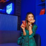 Yu Yamada Instagram – 六本木ヒルズにて19日(日)まで開催の
TAG HEUER CARRERA CAFEへ行ってきました！

ブルーの会場は視覚で、
カクテルなどのスペシャルメニューは味覚で、
コレクションの世界観を体験できます♡

ポルシェ911の60周年を祝ってデザインされた
コラボモデルを着用させていただきました✨
秒針が60秒に向けて帳尻が合うように減速する
世界初のクラノグラフ秒針は実際に見てほしい！
新感覚の時計でした⌚️

@tagheuer 
#PR
#CarreraCafe 
#TAGHeuerCarrera 
#TAGHeuer 
#タグホイヤー