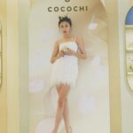 Yu Yamada Instagram – スキンケアブランドのCOCOCHIから
明日オープンする「COCOCHI OMOTESANDO」へ！

1階から3階まであって
全てのフロアの内装がとても凝っていて最高に素敵でした♡
所々にいるcocochiのマーク💠が可愛かった♡
ぜひ実際に見ていただきたいです😍

また、カフェや瞑想を体験しに行きたいなー!!!!!

@cocochicosme.jp

#CocochiOmotesando
#COCOCHI
#PR