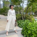 Yuka Itaya Instagram - 詩史でございます。 いよいよ昨日始まりました、ドラマ、東京タワー🗼 観てくださった方ありがとう〜 詩史さんは白い衣装が多いの。 イカみたい、と言われてマス。え？ @oshidora_ex