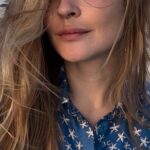 Yulia Peresild Instagram – Мне 39 лет. Я не разучилась мечтать и загадывать желания. Мечтаю о мире, любви.

Всех со Старым Новым Годом! Какие у вас Мечты?

P.S. У меня не ДР сегодня😂❤️