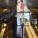 Yuliya Savicheva Instagram - В честь моего Дня рождения пою эти слова и для себя и для вас, дорогие мои❤️ «Девочка» появится на всех цифровых площадках 16 февраля, а пока — наслаждаемся припевом🥳