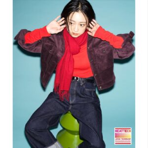 Yumi Adachi Instagram - ❤️❤️🤍
newヒートテック
#ユニクロ#見せる極暖
@uniqlo_jp
・
写真の洋服は全部ユニクロだよ🎈