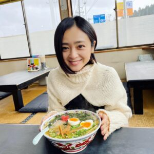 Yumi Adachi Instagram - 🍥🍥🍥
ラーメンって、
無性に食べたくなるね。