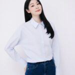 Yuna Kim Instagram - 프로필이란 것을 처음 찍어보았다📸