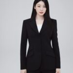 Yuna Kim Instagram - 프로필이란 것을 처음 찍어보았다📸