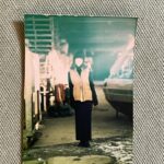Yuriko Ishida Instagram - 写真の整理をしていたら こんなの出てきた。 23歳ごろのわたし。 １枚目はニューヨーク。 SOHOのbutcher (お肉屋さん)の方と何故か並んで撮ってもらった写真。 ２枚目は小樽かな。 ポラロイドなので、色が抜けてます…30年前なので仕方ない😭 3枚目はたぶん25歳ごろのわたし。なんか私じゃないみたい。細かったなぁ、と思う。
