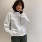 Yuriko Ishida Instagram - 明らかにいいことを してると思い込んでいる時、 ふと、これはもしかしたら思い上がりなのではと，気がつく瞬間があります。良かれと思って、あの人のためを思って、独りよがりに物事を進めてしまうのは人間のサガなのか。 そんなことを思わざるを得ない ここ数日です。だけど ふっと引いて考えてみると、 結局みんな自分の視点でしか物事を見てないんですよね。私もそうです。