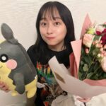 Yuuka Kageyama Instagram - 影山優佳、23歳になりました🌱 いつも支えてくださり本当にありがとうございます！ 幸せを幸せとすなおに受け止められて感謝の言葉を伝えられるあたたかい人になりたいです☺︎ これからも何卒よろしくお願いします！　 #影山優佳23ちゃい #モルペコと花💐 #おやつさがし #happybirthday to me:)
