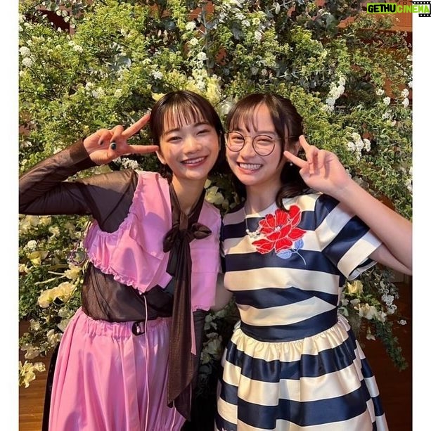 Yuuka Kageyama Instagram - #春になったら 最終回を迎えることができました🌸 最後までご視聴いただきありがとうございました！ 杉村助産院の斉藤愛里として、 節子先生や瞳先生、ご家族のみなさまともに出産という大切なひとときを経験させていただいたこと。 影山優佳として、 主演の奈緒さん木梨さんをはじめ豊かな人生経験、芝居経験をお持ちのキャストのみなさまのそばでたくさんのことを学ばせていただいたこと。 かけがえのない時間とみなさまとのご縁に感謝の気持ちでいっぱいです！ 瞳さんや雅彦さんのように、愛里のように、 自分の人生を愛して支えてくださる周りへの感謝を忘れずに 1日1日を精一杯、全力で生きていきたいと思います。 改めまして3ヶ月間本当にありがとうございました！ 今後とも宜しくお願いします！ P.S.番宣で出演させていただいた#ぽかぽか もありがとうございました！大好きなお二人とご一緒できて光栄でした☺️ そして共演者の皆様が一緒にたくさん写真を撮ってくださりました！本当にお世話になりました☺️🙇‍♀️ 斉藤愛里 影山優佳