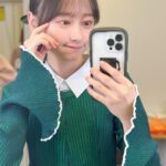 Yuuka Kageyama Instagram - 本日1/8 23:15〜放送のテレビ朝日『激レアさんを連れてきた。』にて研究助手（代理）を務めております👩‍🔬🧪 大好きな番組であるだけにガチガチに緊張してしまっていた私に、いつもお世話になってる御三方やスタッフさんがあたたかく声をかけてくださって本当に嬉しかったです！ 今週の激レアさん、『ショーアウフグース』の世界、ぜひぜひお楽しみください✨ そして、いつも会ってるあなたに仕事先で出会う、そんな日がいつか来たらいいなあなんて、話してたけどこんなに早く叶うとはだったね☺︎ 今年もよろしく、こないだ会ってるけど。笑
