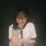 Yuuka Kageyama Instagram - うめはうめぇ🍹🤤　 来週はいよいよ舞台本番。気合い入れていきます。 皆さんにもぜひ見届けていただきたいです！ _____________________________________ photos by @mikuni.takahashi__ （シャツ見えちゃって映え写真にできなくてごめん。笑）