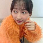 Yuuka Kageyama Instagram - Happy Valentine's Day🤎 いつも支えてくださる皆様にささやかながら私からのバレンタイン！なお知らせです💌 ついに！ 『影山優佳カレンダー2024-25』の発売が決定いたしました✨ ファンの皆さまからファンクラブでカレンダーを発売してほしいという声をたくさんいただいていたとのことで大変嬉しく思っています☺️ みなさまの1日1日に少しでも彩りを添えられるように、そんな想いを込めてじっくり作ってまいりました！ 色々なシチュエーションや服装を思いっきり楽しんで撮影してきましたよ〜😏 形態については、 カレンダーのみのものと、ポストカード4枚セットが3パターン！というラインナップになっております🩵🩷💛 販売期間は今から！2月25日23時59分までですので、お早めにお忘れのないうちに、ゲットしていただけたらとっても嬉しいです😊 詳細は公式サイトをご確認くださいませ🕊️ ということで改めて、ハッピーバレンタイン🍫 #happyvalentinesday #バレンタイン #影山優佳 #よろしくお願いします