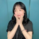 Yuuka Kageyama Instagram - まだまだ誕生日の余韻に浸っている影山です😆 もうみなさんに会いたいよ〜！ いつも支えてくれて笑顔にしてくれる大好きなみなさん！ そんなかげさぽのみなさまが声を届けてくださったおかげで、 今回のバースデーイベント記念グッズの受注生産が急遽決定しました✨㊗️ すごすぎる〜うれしすぎる〜！ 異例なことなんだそうです。幸せ者です。 イベントに来れなかった方にも、イベントで完売となって買えなかった方にも、熟考したかわいこちゃんたちが届くことがすごく幸せです☺️ そして迅速に対応してくださったスタッフさんにも感謝の気持ちでいっぱいです！ みなさん本当にありがとうございます！！ 早速申し込みが始まりましたので、ぜひオフィシャルサイトからチェックをよろしくお願いします！ 締切は5/26 23:59までですのでお忘れなきを〜！！ ゲット報告やアクスタとのお出かけ報告もお待ちしてます✨ #影山優佳23ちゃい #影山優佳 #かげさぽのお席