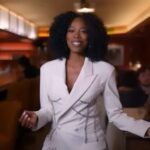 Yvonne Orji Instagram - It’s awards season, so that can only mean one thing… the @hollywoodreporter roundtables ARE BACK! And this year, they did things a lil different. Not only are they airing on @sundancetv and streaming on @amcplus, but they added ME as the host! Hellllo! New episodes dropping on Sunday, from Dec 31st-Jan 14th! Hair: @reign.mari.hair Makeup: @mylahmorales Blazer: @area (@albrightfashionlibrary) Smile: My Momma #Seat32B #ItsAnAisle 😂😂 #OffScript #TheHollywoodReporter