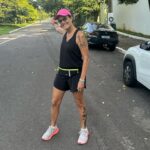 Zélia Duncan Instagram - Bom dia, pra quem tá encarando a primeira subida do dia! Vai se mexer hoje? Rumo à @sao_silvestre @coachluizdeargila