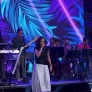 Zélia Duncan Instagram - Pra sempre homenagear Cássia Eller, pra sempre me emocionar ao fazê-lo.... saiu o #cassiareggae3. 🧡
All Star (Nando Reis)
