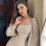 Zahraa Sami Instagram - الأميرة الصغيرة 👧🏻💫 احب الملابس الي تشبهني صممنا هل فستان ويا @wer.official تكدرون تطلبوا هسة بألوان مختلفه ..