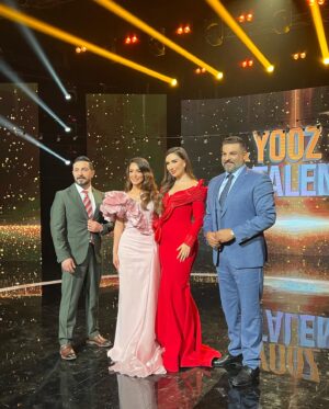 Zahraa Sami Instagram - Tonight #yooz_talent !❤️
الليلة حلقة البرايم الاولى من يوز تالينت على MBC iraq تابعونا ..

•Stylist: @elimchantaf #StyledByEli✌️
•Total Look: @yona.iq
•Jewelry: @zoughaibandco | @zoughaibandco.iq | @christinezoughaib
•Mua: @mhmdghaith1
•Hair: @amjad_hairstyle1
