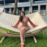Zahraa Sami Instagram - 🧡🌈