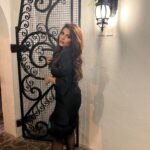 Zainab Ghazi Instagram - 🖤✨