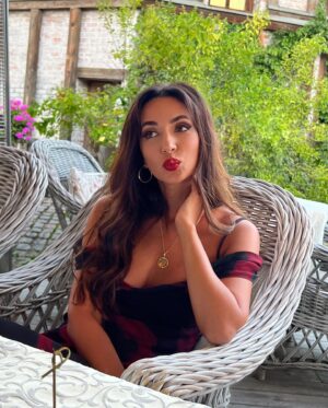 Zarifa Mgoyan Thumbnail - 24.4K Likes - Most Liked Instagram Photos