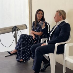 Zarifa Mgoyan Instagram - Вместе с моим дорогим другом Дмитрием Харатьяном поздравили всех с Днем Ленинградской области.💫
Многие знают, я с рождения до 14 лет жила в городе Отрадное Кировского района. Это прекрасный зеленый городок в Лен. области на берегу Невы.

Театрализованный концерт состоялся в городе Тосно, с которым меня тоже многое связывает, ведь именно здесь родился мой брат.❤️ 
Я была искренне рада разделить праздник со всеми жителями Ленинградской области.

Мы получили невероятные эмоции.😍

С удовольствием делюсь с вами некоторыми фрагментами этого дня.

Спасибо жителям и организаторам за теплый прием. До скорых встреч.
Ваша Зара❤️