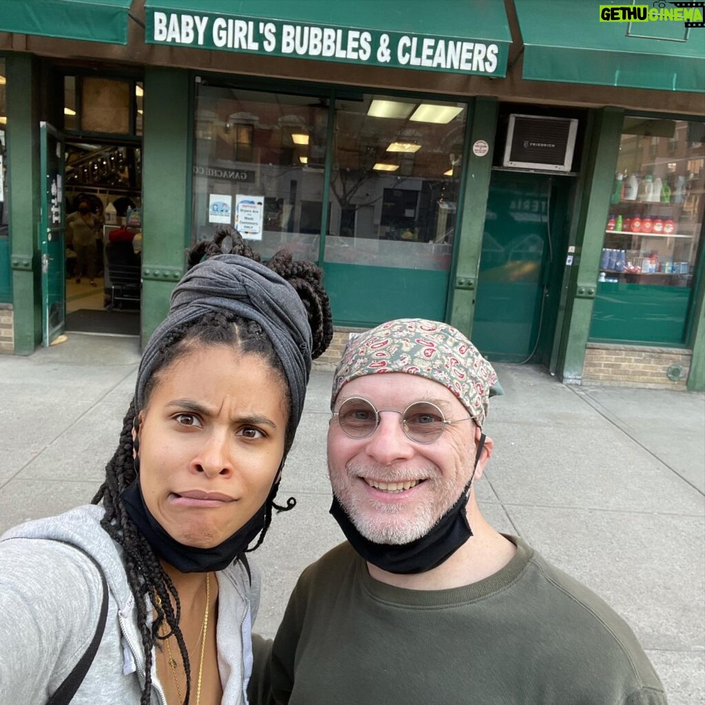 Zazie Beetz Instagram - This is my papa! He has always been my buddy! You have never met anyone like him before in your life! His name is Tom! My papa is wonderful, wonderful, I tell you! Ich liebe dich, mein papa! I’m just posting this because I felt like it!