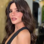Zehra Yılmaz Instagram - Canım Zehra 💕 @armanibeauty #armanibeauty #armanimakeup Cilt: #armaniluminoussilkprimer #luminoussilkfoundation Fondoten: #ArmaniLuminousSilkfoundation 5,5 Concealer: #armaniluminoussilkconcealer 3 Far: #armanieyetint 44S & 36M Göz Kalemi: #armanismoothsilkeyepencil Mascara: #armanieyestokillmascara Kontür: #armaniacontour 20 Allık: #armanineonudelikitallık 51 Highlighter: #armanifluidsheer 8 Ruj: #ArmaniLipPower 107 & 202 #işbirliği
