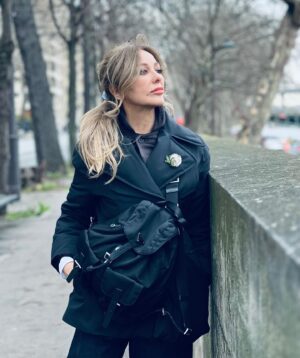 Zerrin Tekindor Instagram - Paris 💙🤍❤️