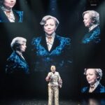 Zerrin Tekindor Instagram - Bu akşam @theatreroyalhaymarket’ta #ThePictureOfDorianGray’i seyrettim. @sarah_snook’un performansı olağanüstüydü. Öyle kolay rastlanır bir performans değil; öyle böyle değil… @kip_williams’ın adaptasyonu ve rejisi kusursuz. Hikayenin, günümüzün önüne geçilemeyen güzellik takıntısına da gönderme yapması çok etkileyiciydi, harika bir fikirdi. Fırsatı olan herkesin seyretmesini tavsiye ederim. @doriangrayplay #DorianGrayPlay 👏🏻👏🏻👏🏻 #oneydigız