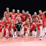 Zerrin Tekindor Instagram - Bu ne güzellik… Şahanesiniz #FileninSultanları ❤️🥇 AVRUPA ŞAMPİYONU TÜRKİYE 🇹🇷❤️👏🏻👏🏻👏🏻👏🏻👏🏻 Çok yaşayın… Sizi çok seviyoruz.