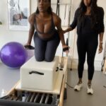 Zeta Morrison Instagram - Saying you do Pilates 💁🏾‍♀️ vs doing Pilates 😩 Although it’s become a trendy choice for fitness, when you have the right coach you fully understand why. Another day down with @embodypilatesla x @embodybycam If any of you ever want to join me at this studio let me know. I’ve never felt as good anywhere as I do here 🫶🏾🖤