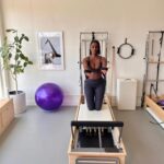 Zeta Morrison Instagram - Saying you do Pilates 💁🏾‍♀️ vs doing Pilates 😩 Although it’s become a trendy choice for fitness, when you have the right coach you fully understand why. Another day down with @embodypilatesla x @embodybycam If any of you ever want to join me at this studio let me know. I’ve never felt as good anywhere as I do here 🫶🏾🖤