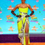 Zeta Morrison Instagram - Un momento para el vestido por favor! 🪄 Kids Choice Awards 2023 Jewelry: @anabelachan @djulajewelry @levian_jewelry @zydoitaly @noudarjewels Shoes: @egoofficial Dress: @marialuciahohan24 Styled by: @tracyshapoff Hair: @theglamdiaryy Makeup: @shanimarq #nickelodeon #kidschoiceawards