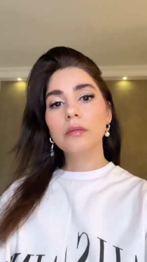 Zeynep Çamcı Thumbnail - 14.6K Likes - Top Liked Instagram Posts and Photos