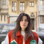 Zeynep Çamcı Instagram - ♥️🌹☀️