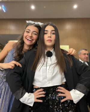 Zeynep Çamcı Thumbnail - 8.6K Likes - Top Liked Instagram Posts and Photos