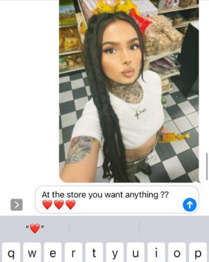 Zhavia Instagram - 🐉drop a red emoji 🥀🍷🥡❤️ btw I got a song I ft coming out soon!