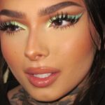 Zhavia Ward Instagram - What do you think he told me in the last pic ???🫢🥰🦖