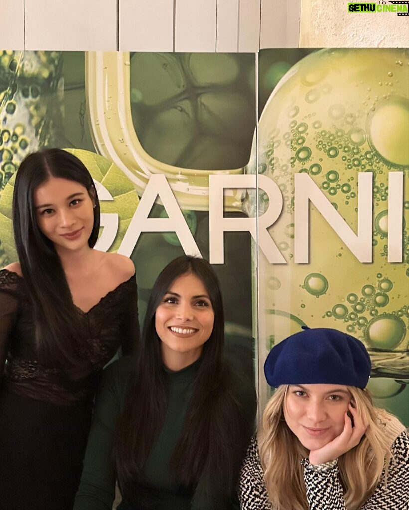 Zineb Obeid Instagram - Garnier family 💚