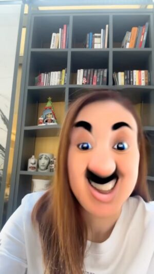 Zuhal Topal Instagram - Keyifli bir hafta sonumuz olsun😃🙏 #snapchat
