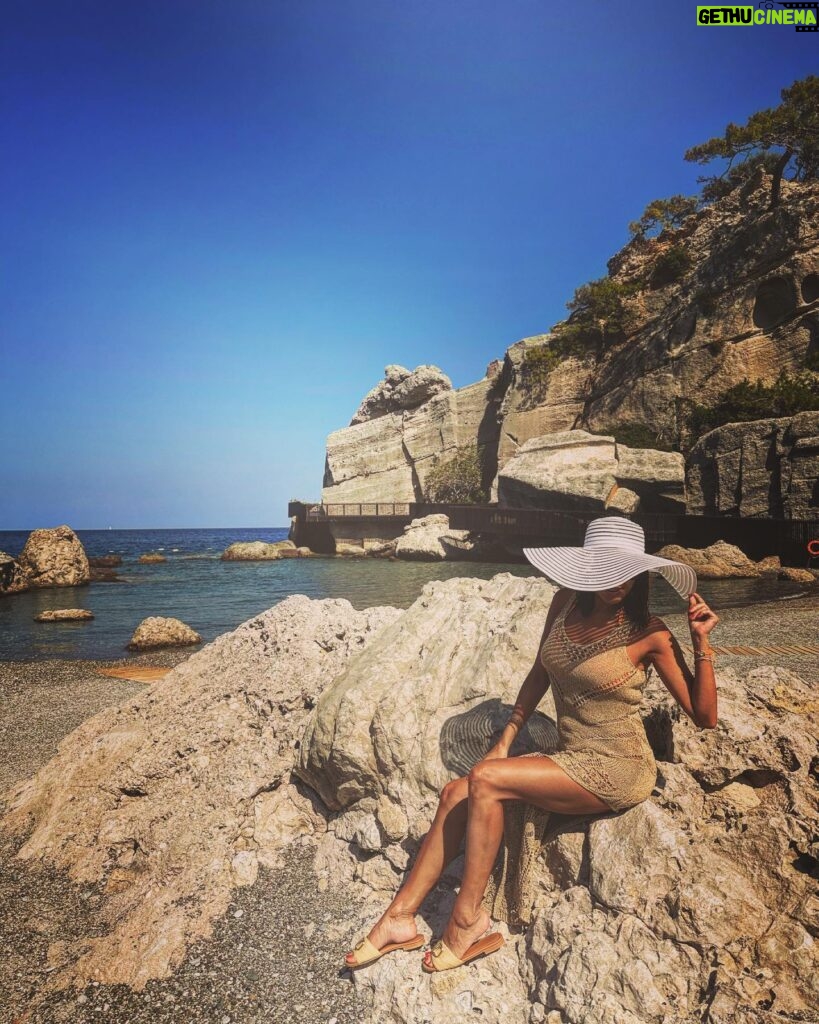 Zuhal Topal Instagram - Anı yaşa🙏🧿🏖️