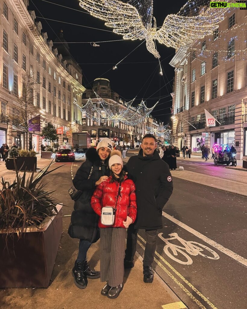 Zuhal Topal Instagram - 🧿🥰#london