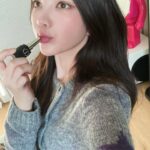 xooos Instagram - 요즘 너무너무 잘 쓰고 있는 #diorbeauty #rougediorforever #AD